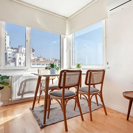 Magnificent View Great Location Daire *